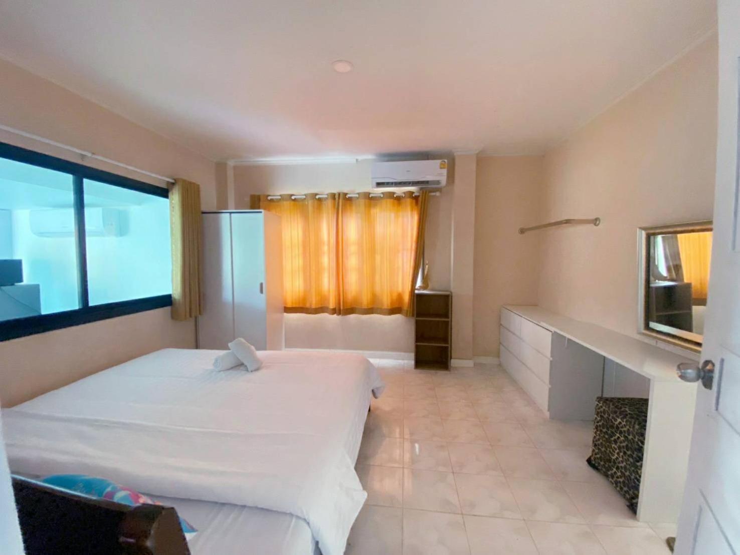 Baan Golden Resort & Residences Szamroijot Kültér fotó