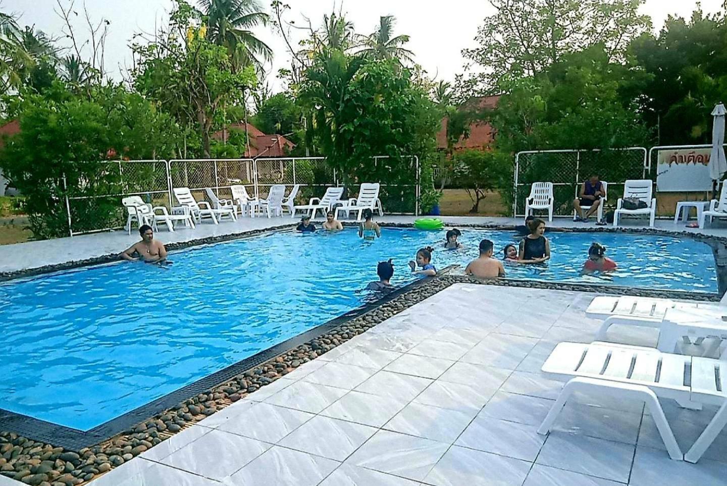 Baan Golden Resort & Residences Szamroijot Kültér fotó
