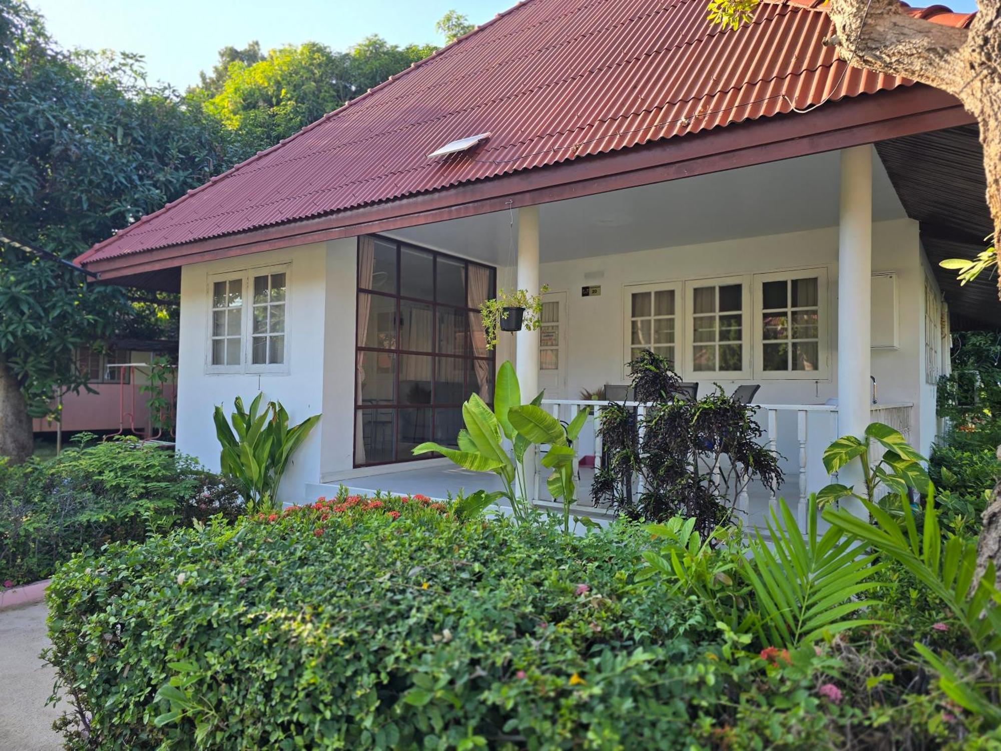Baan Golden Resort & Residences Szamroijot Kültér fotó
