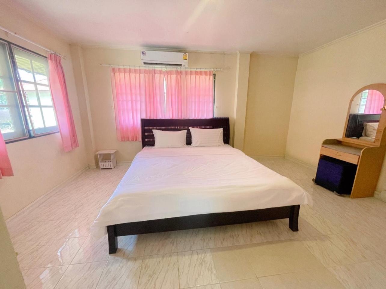 Baan Golden Resort & Residences Szamroijot Kültér fotó