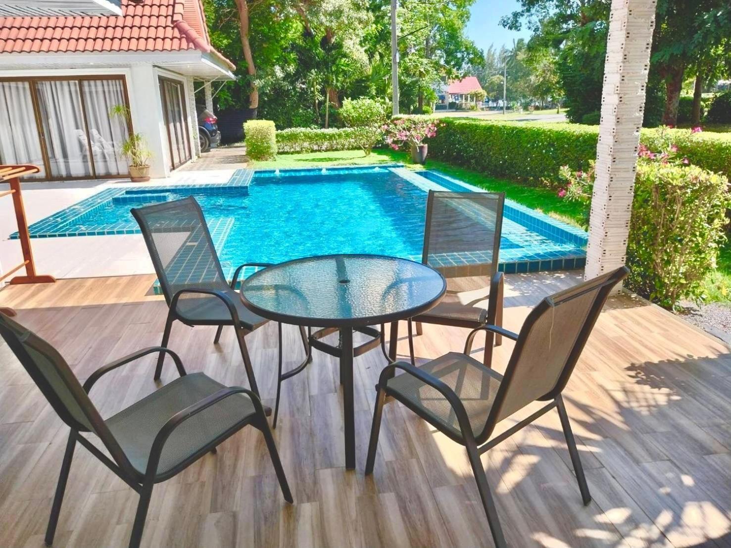 Baan Golden Resort & Residences Szamroijot Kültér fotó